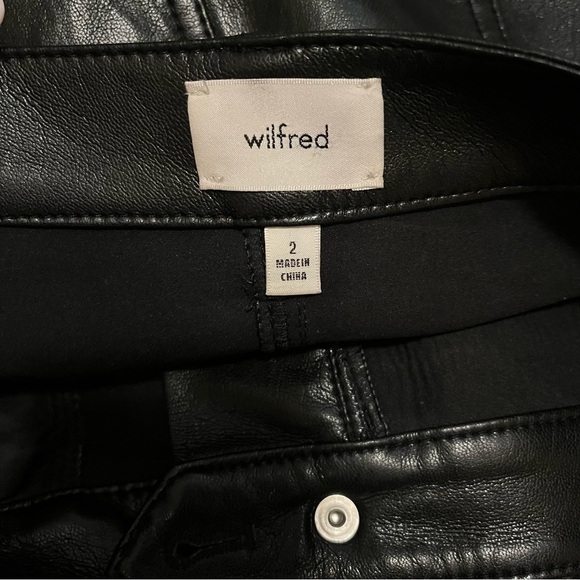 Aritzia Wilfred Rebel Faux Leather Straight Leg Pants Size 2 - Picture 12 of 15
